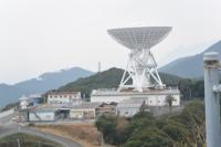 衛星追跡用レ-ダ- (640x427).jpg